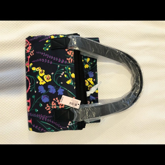 NWT! Victoria’s Secret large floral tote - Picture 3 of 6